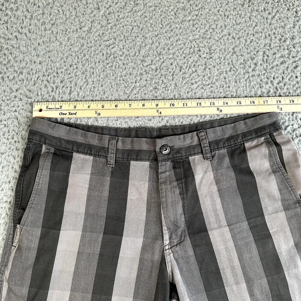 The North Face Narrows Short‎ Men's 36 Striped 9